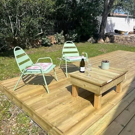 Les Pieds Dans L'eau Apartmán *